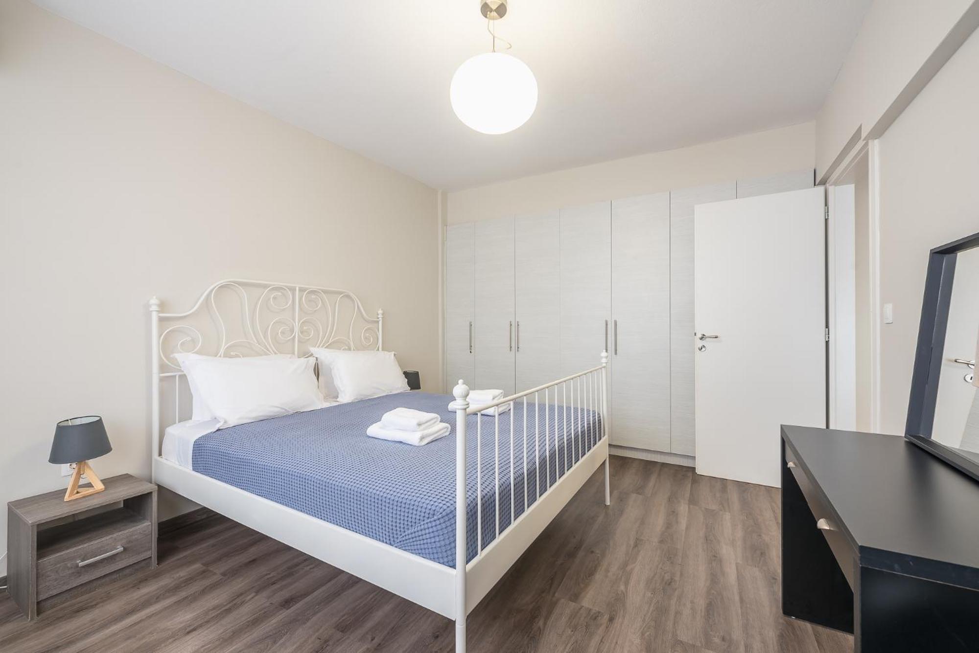 Apartment Steps From Historic Center Plaka Atene Esterno foto