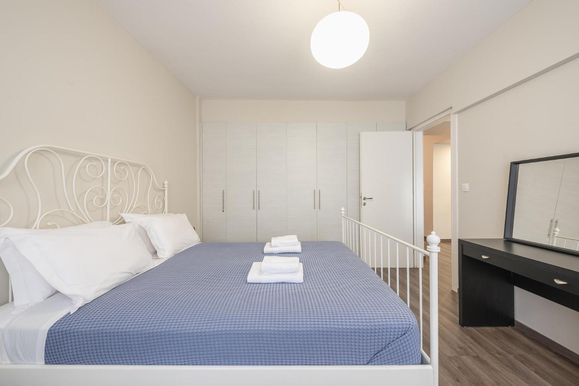 Apartment Steps From Historic Center Plaka Atene Esterno foto