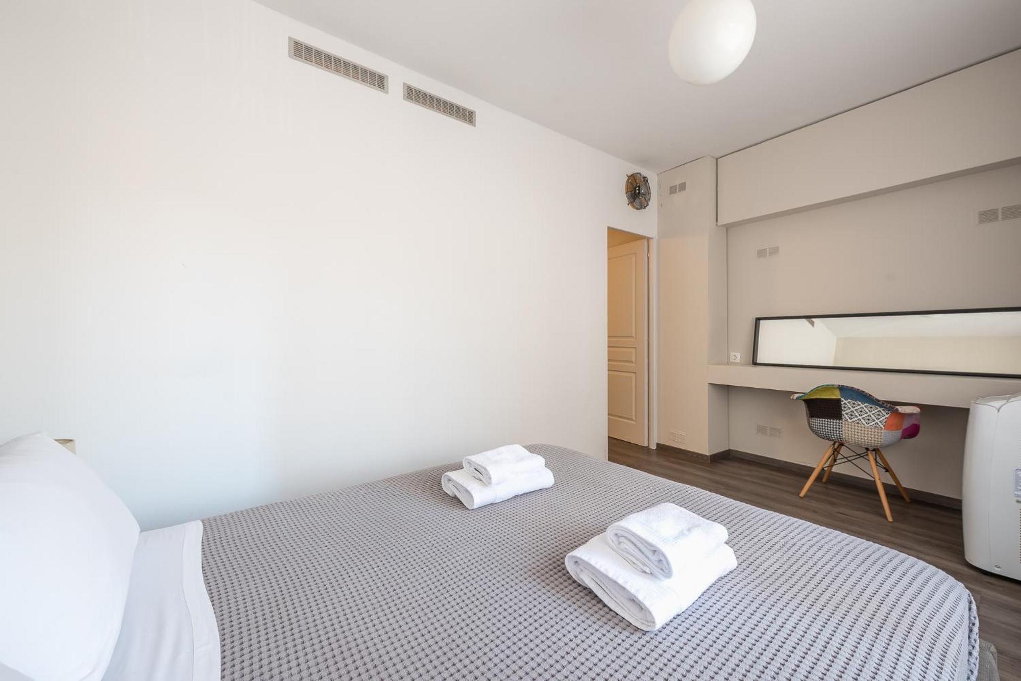 Apartment Steps From Historic Center Plaka Atene Esterno foto